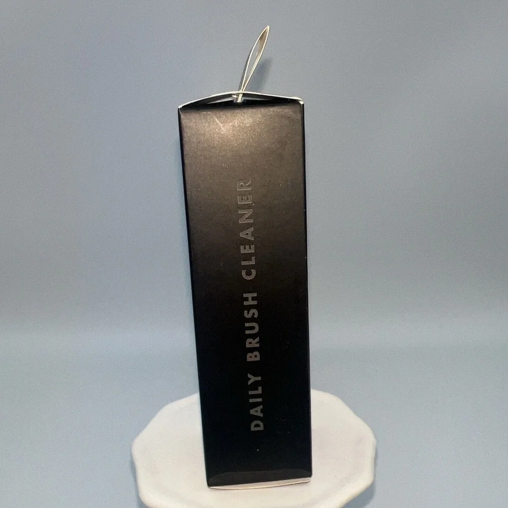 e.l.f. Daily Brush Cleaner Spray Wash Cleanser For‎ Makeup Brush 2.02 fl oz